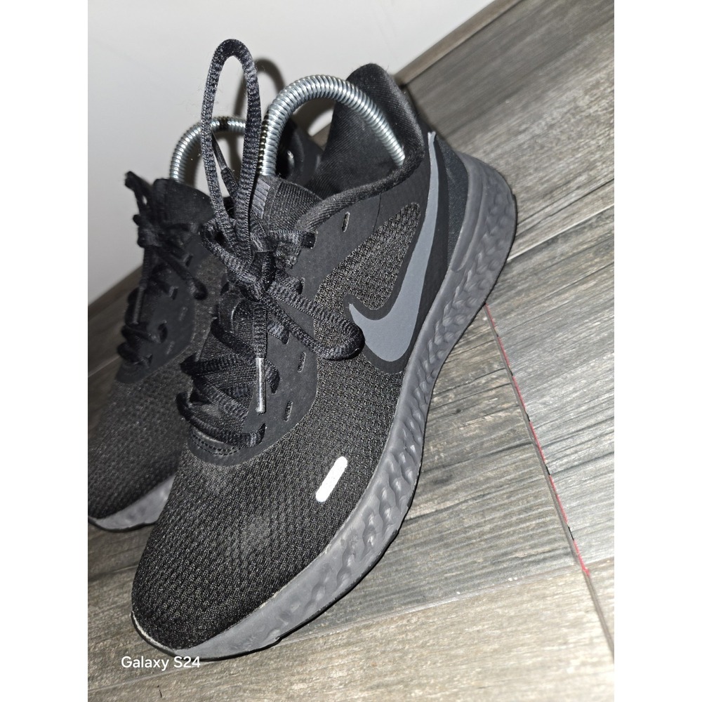 Nike Revolution 5 Black Running Shoes Sneakers Women's Size 8.5 - Picture 3 of 9
